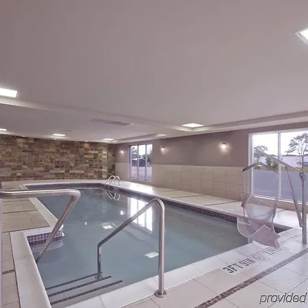 Holiday Inn Express Hotel & Suites Chatham South By Ihg 