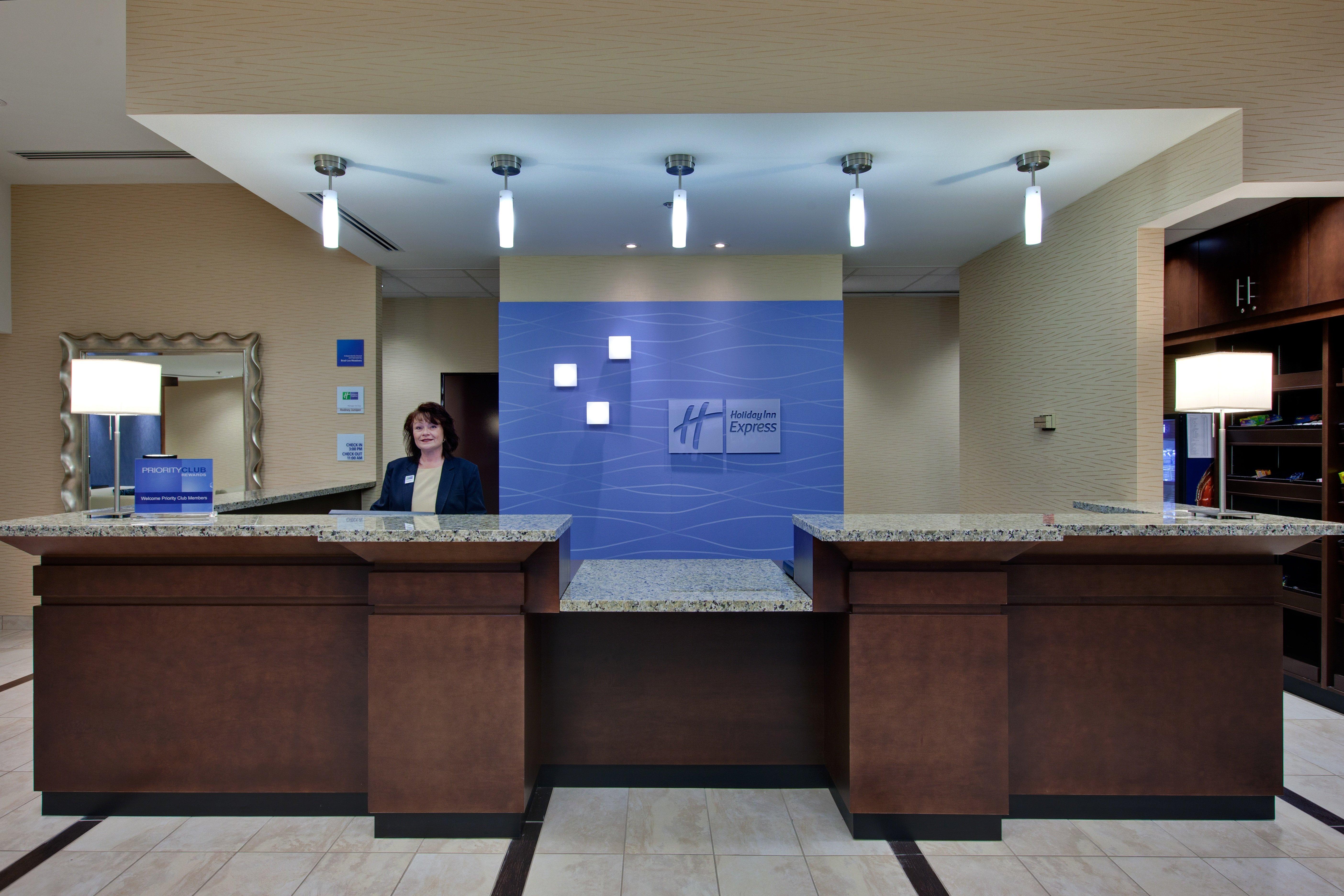 Express & South By Ihg Chatham-Kent
