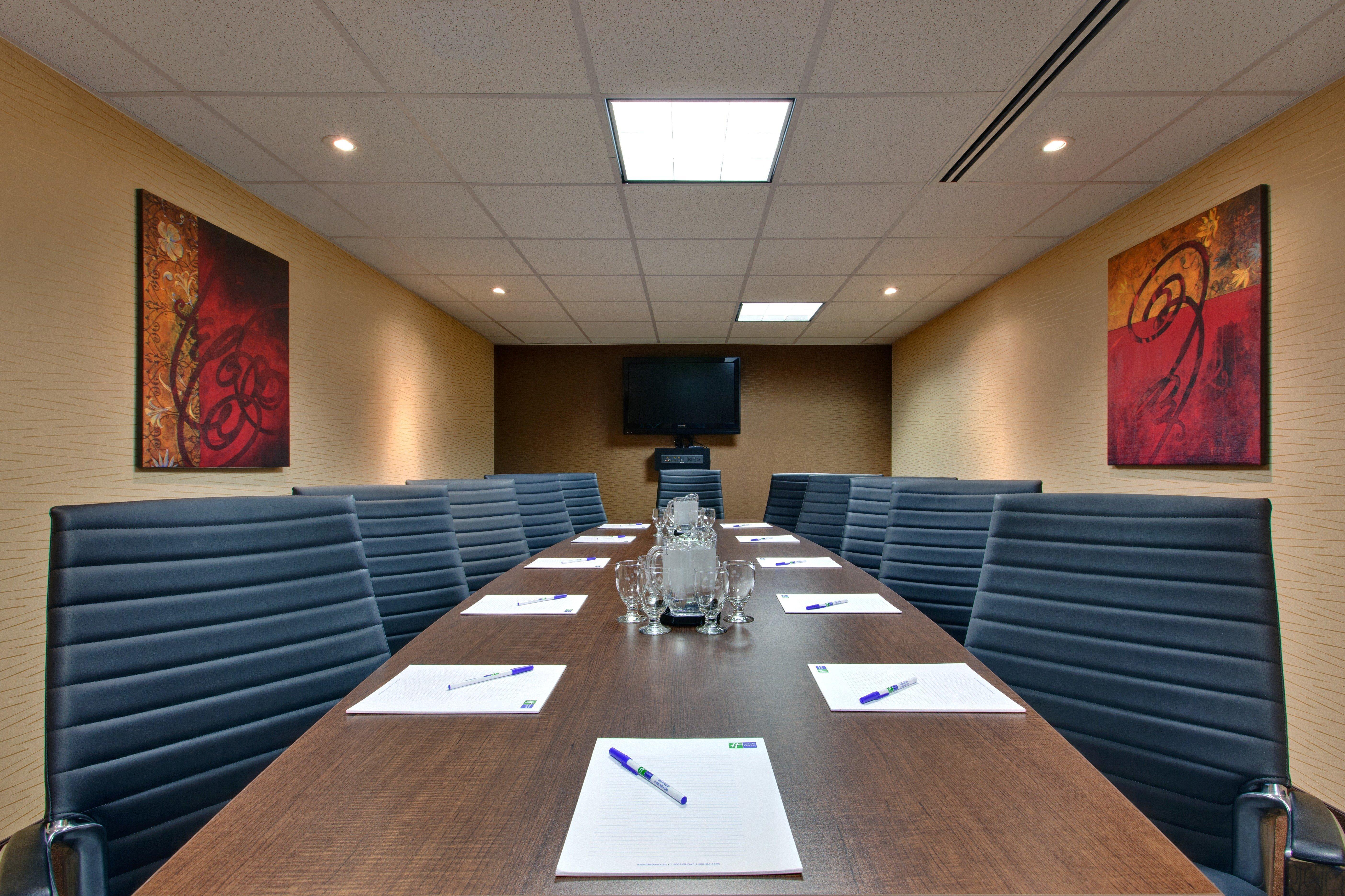 Express & South By Ihg 3*