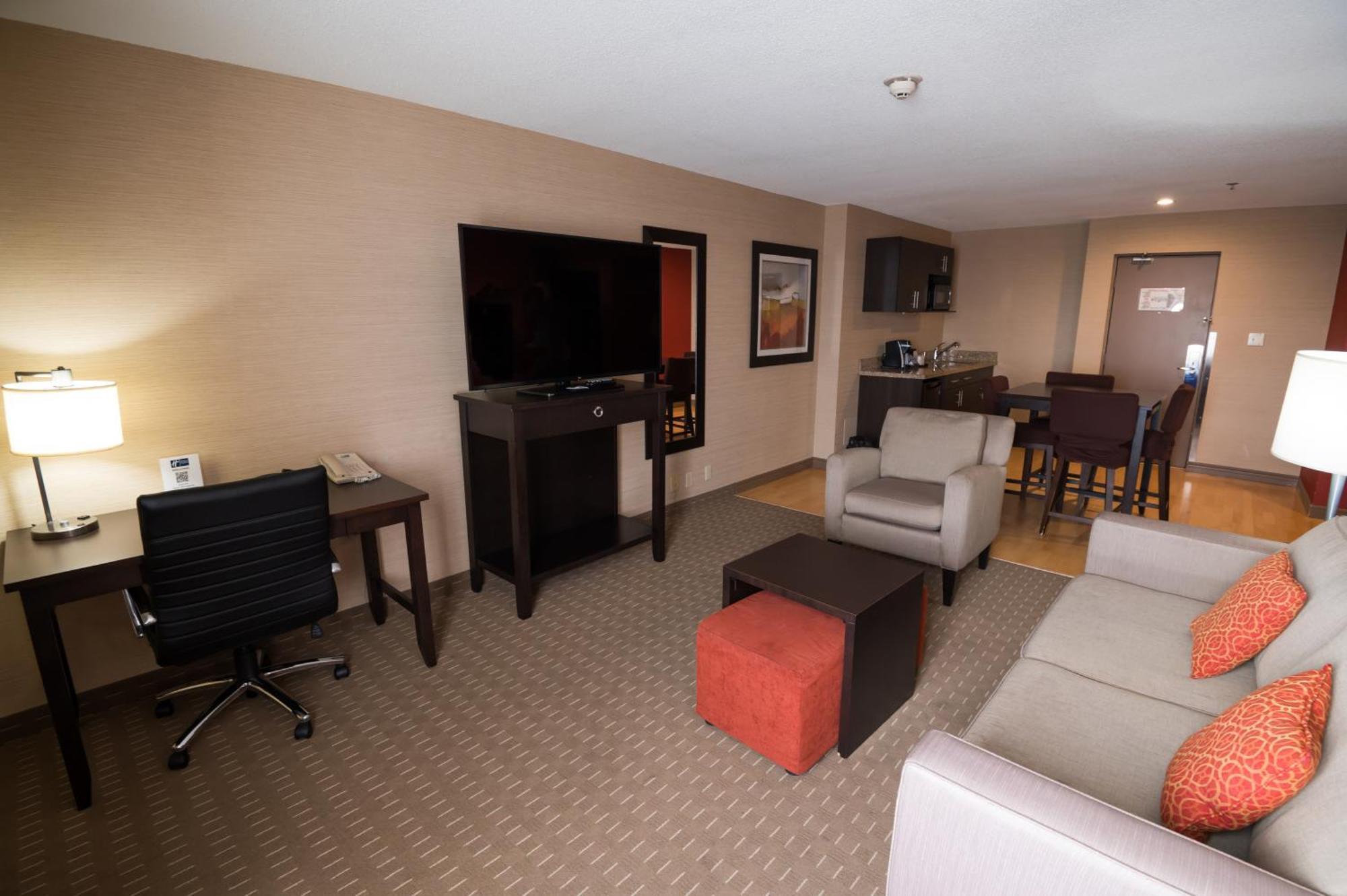 Hotel Express & South By Ihg 3*