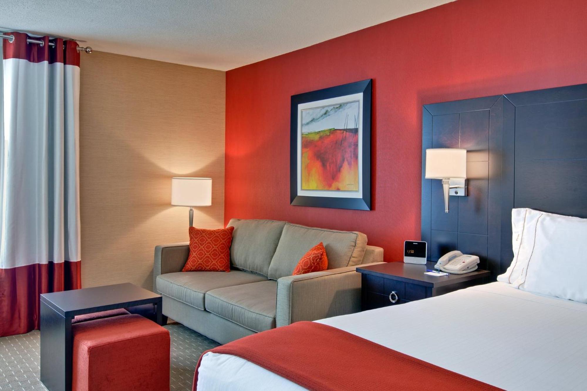 Express & South By Ihg 3*