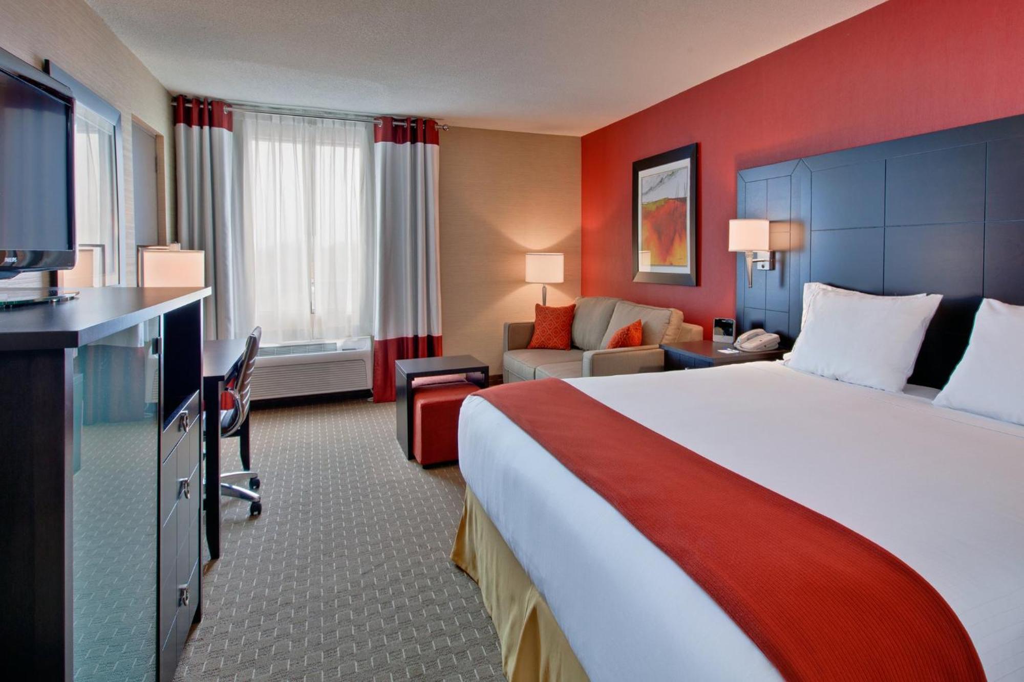 Express & South By Ihg Hotel Chatham-Kent