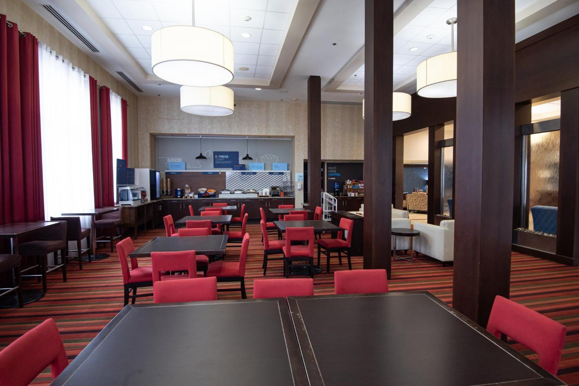 Express & South By Ihg 3* Chatham-Kent