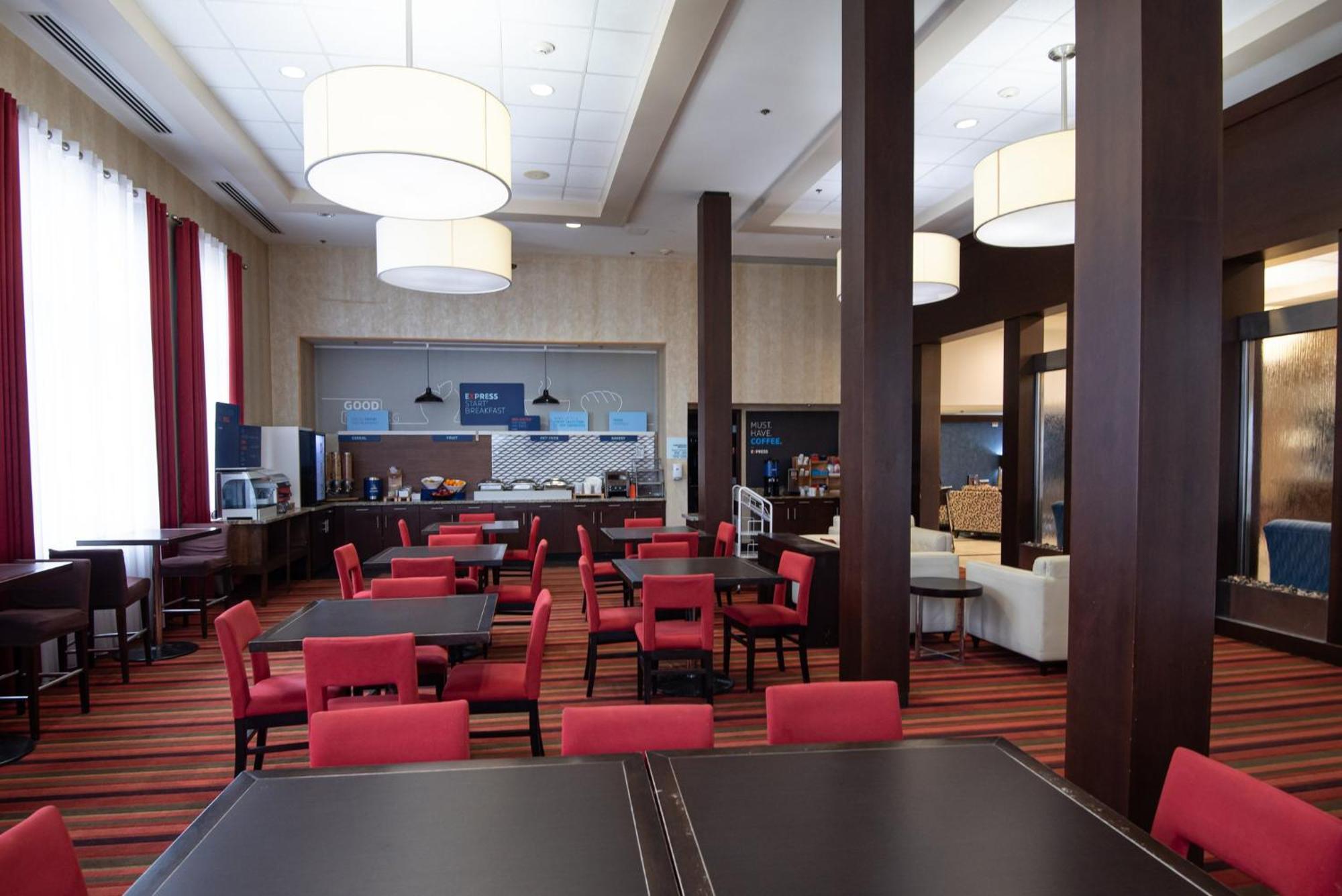 Hotel Express & South By Ihg