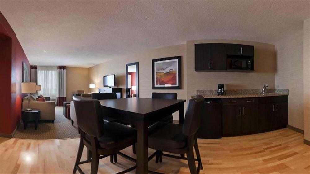 Express & South By Ihg 3* Chatham-Kent