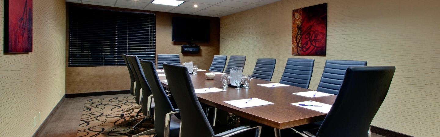 Hotel Express & South By Ihg Chatham-Kent
