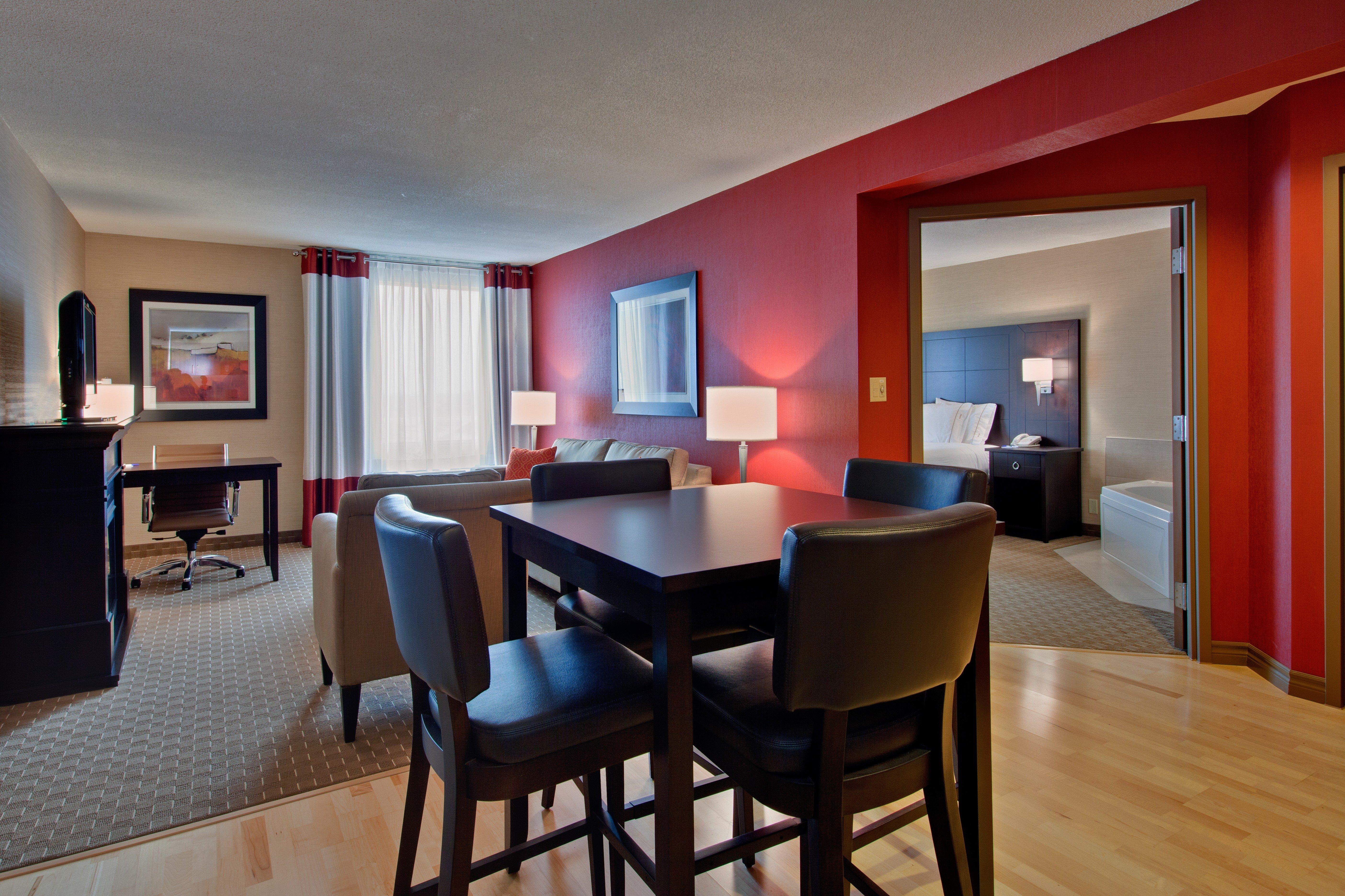 Express & South By Ihg Hotel