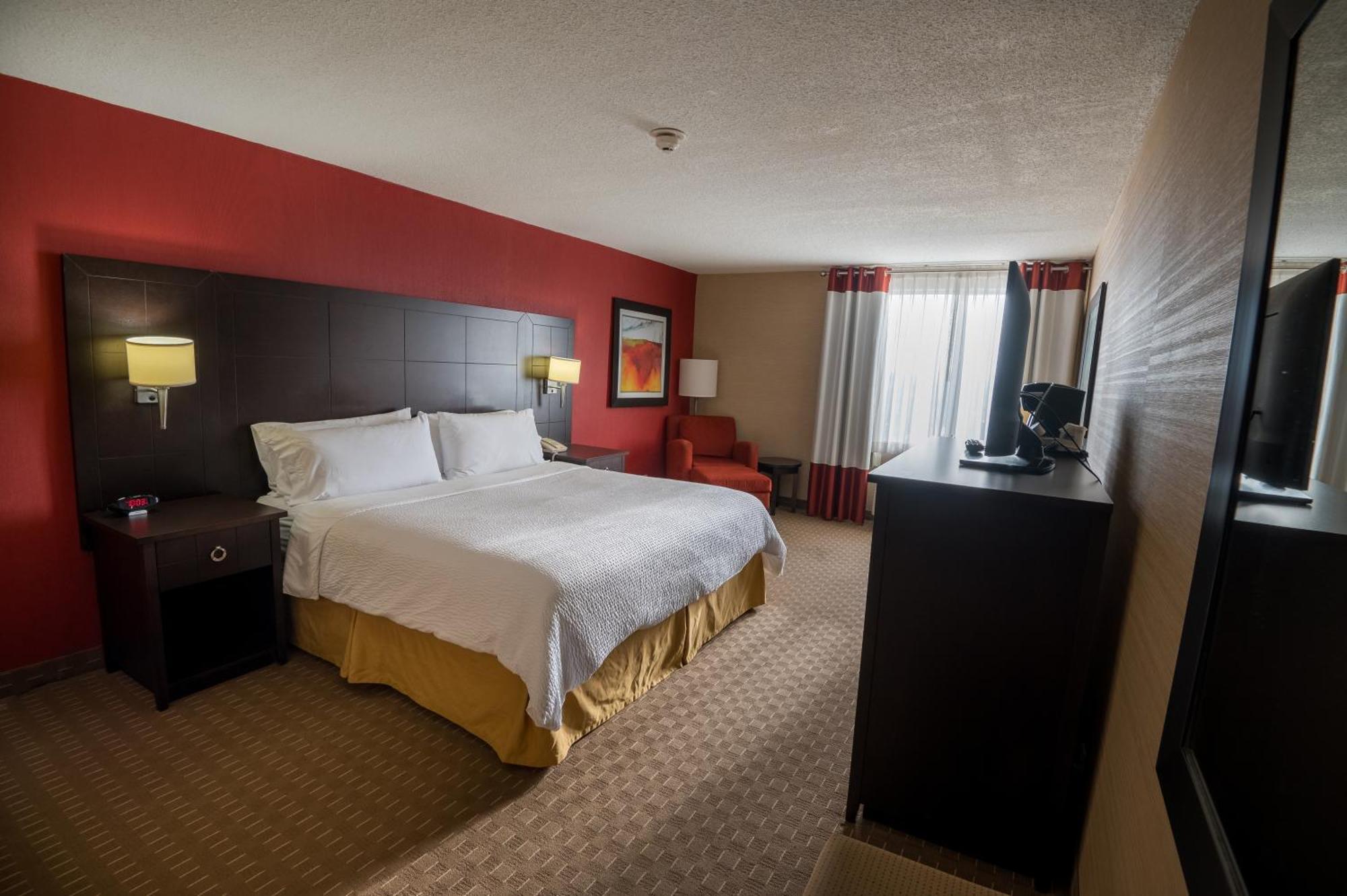 Hotel Express & South By Ihg Chatham-Kent